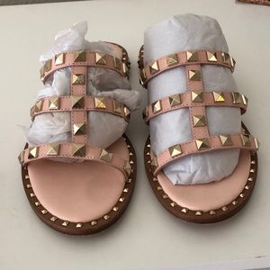 Ash “Pop” sandals. Size 37. Color: Powder